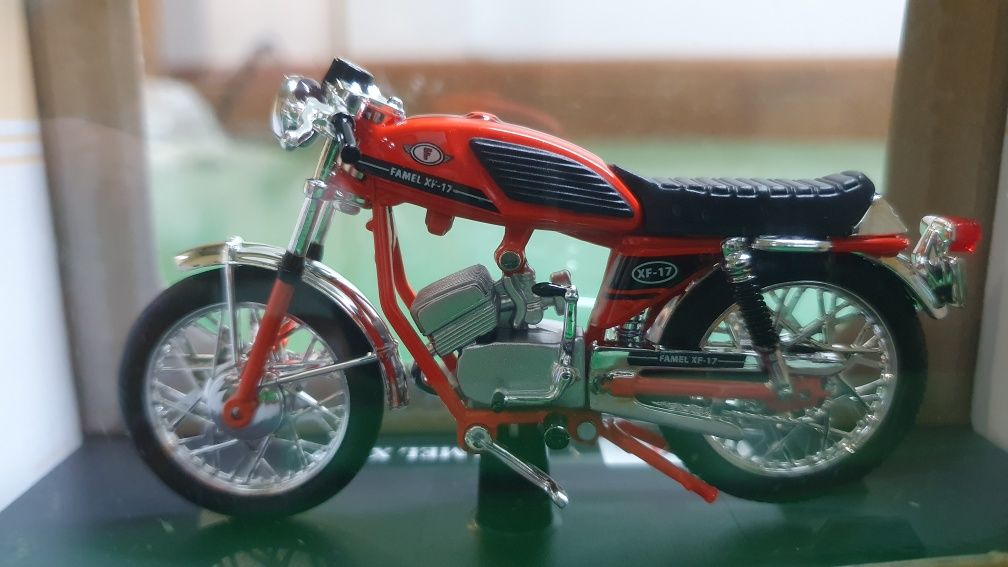 Miniatura Famel XF 17 - VENDIDO