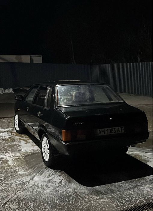 Продам 99 в нормальному стані всі подробеці по телефону