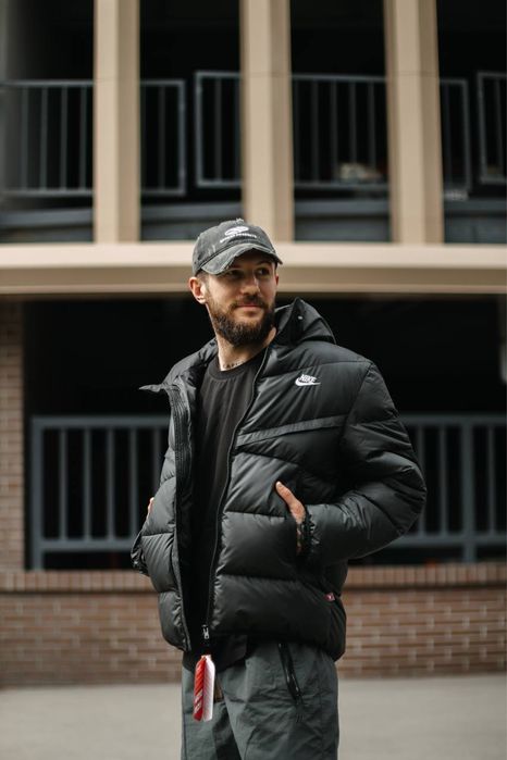 Чоловічий пуховик Nike Storm-FIT Windrunner Field 2025