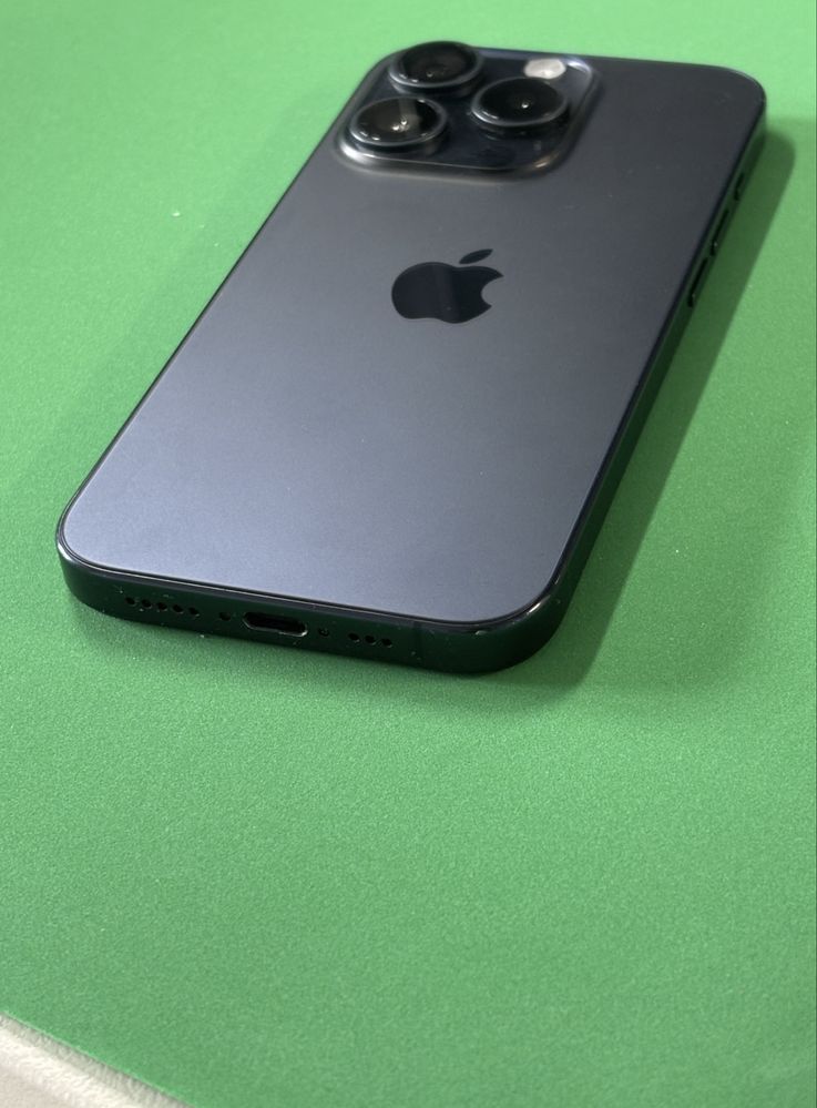 Iphone 15 pro 256GB