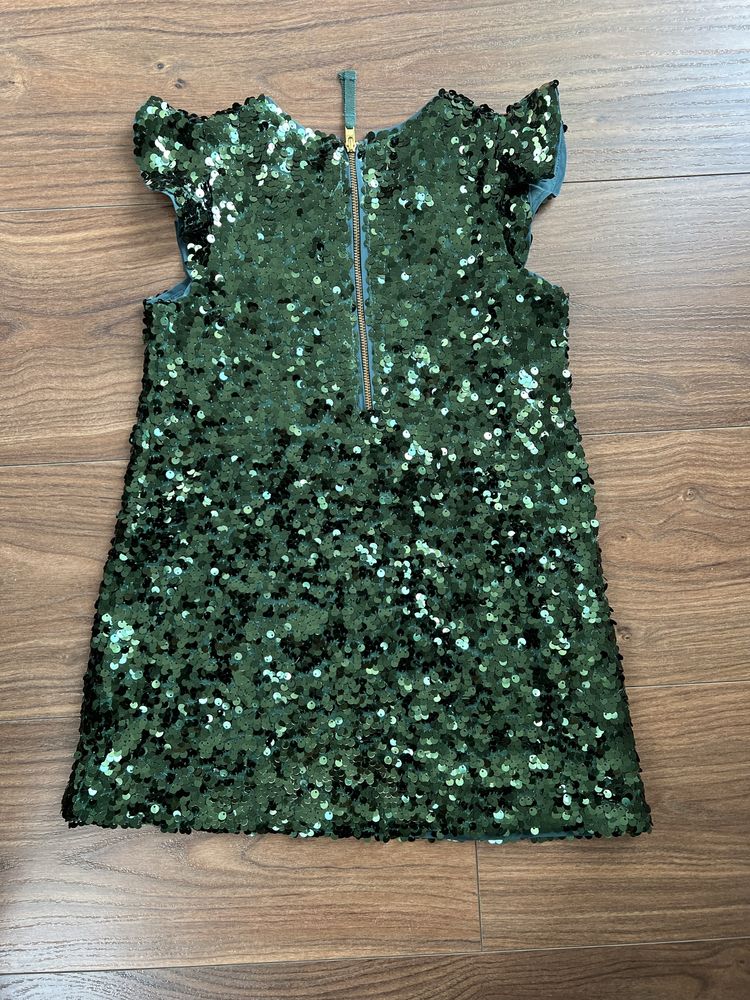 Zielona sukienka z cekinami 104