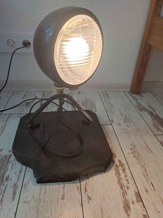 Lampa loft reflektor
