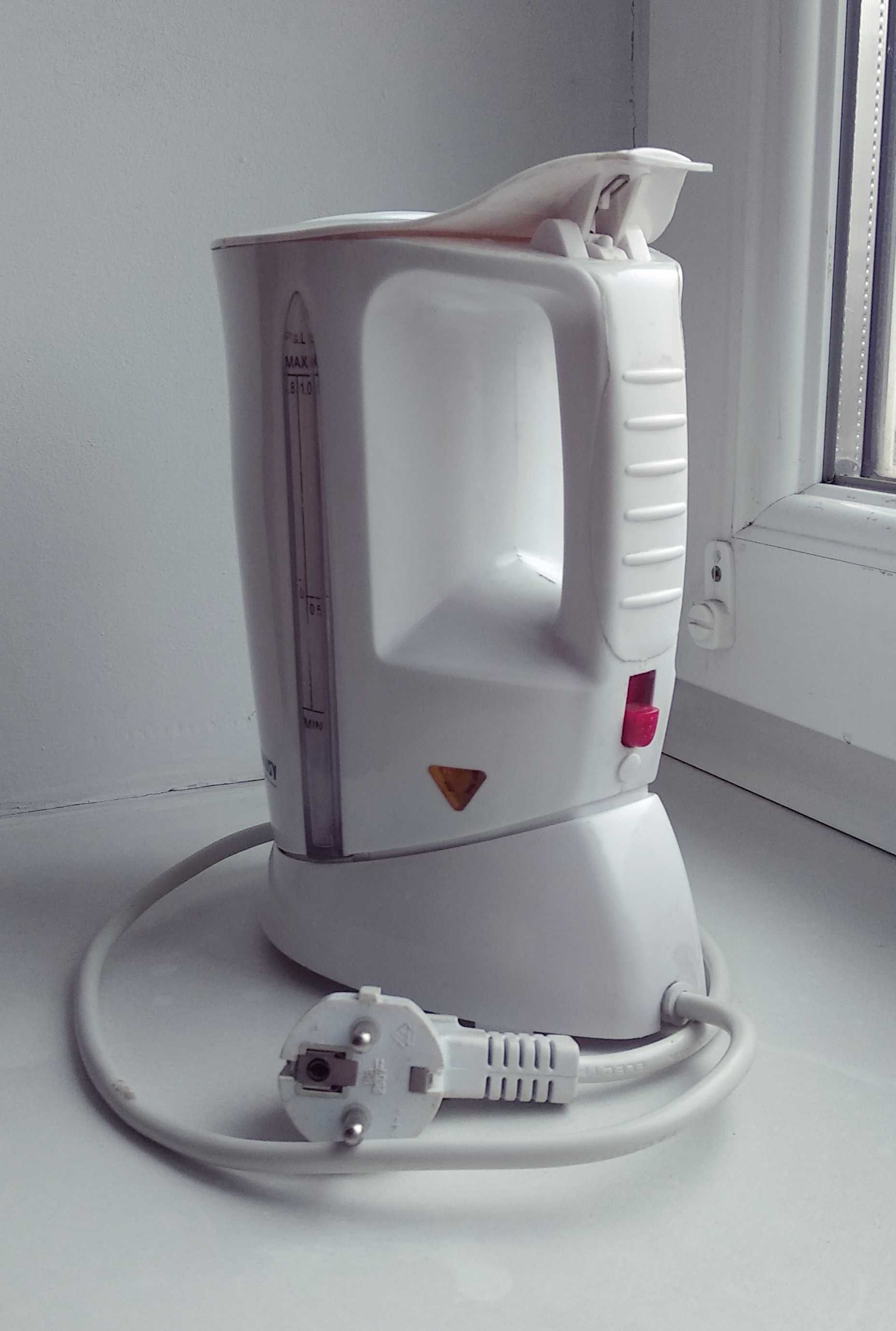 Электрочайник Sanusy SN-5130
