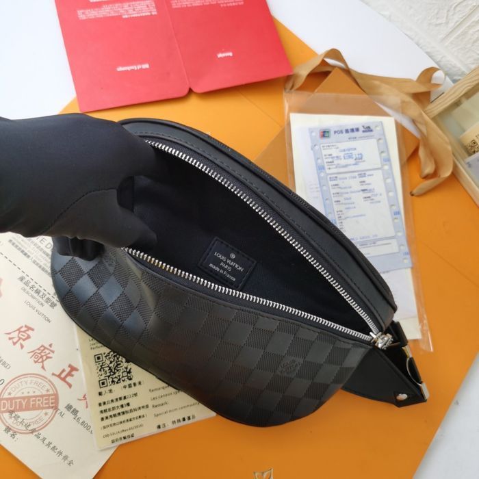 Бананка Louis Vuitton campus damier infini