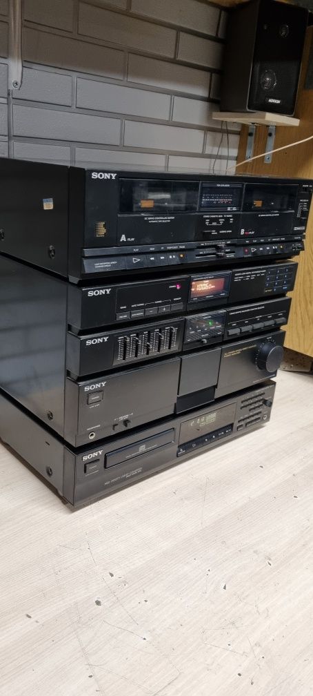 Wieza zestaw audio SONY z korektorem .100 Watt