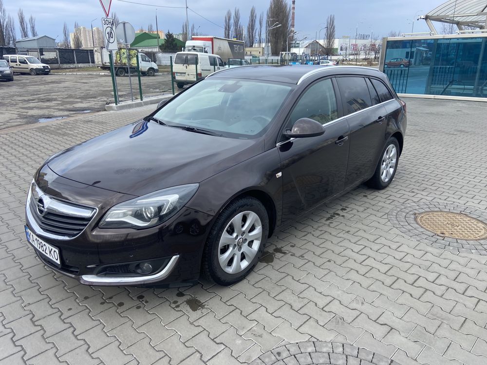 Продам авто Opel Insignia 2016
