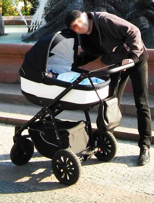 Wózek Jedo 2w1 (gondola + spacerówka)