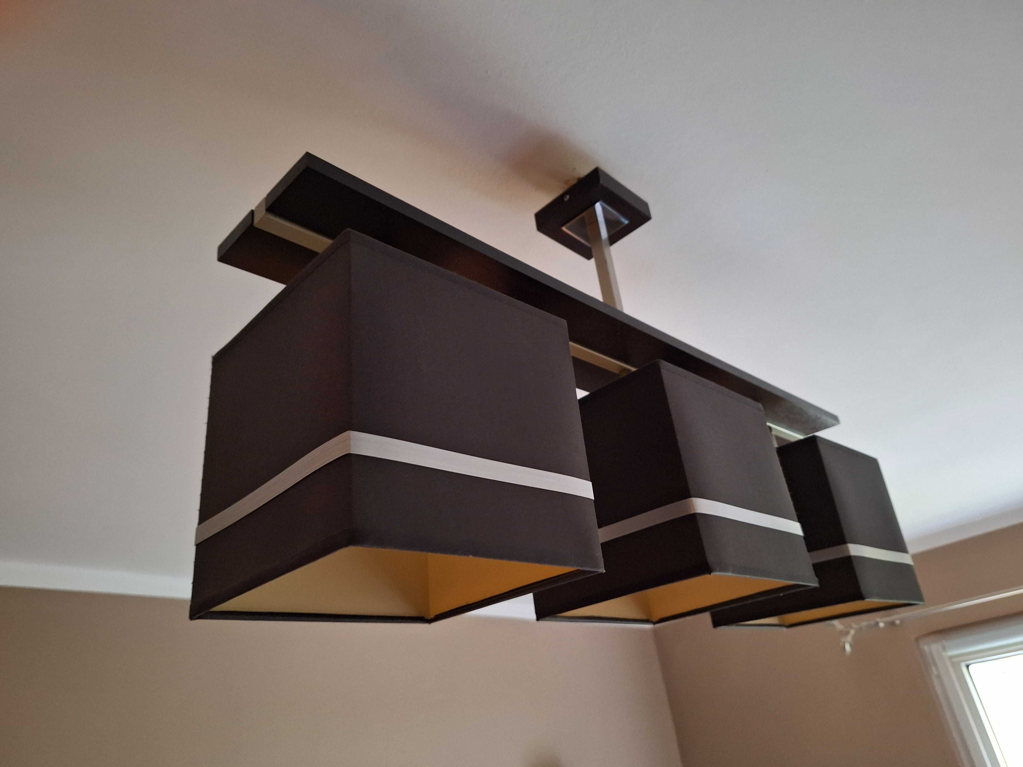 Lampa do salonu i lampka na stolik
