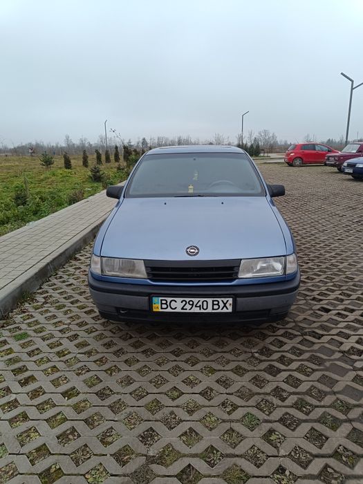 Продаю Опель вектра а