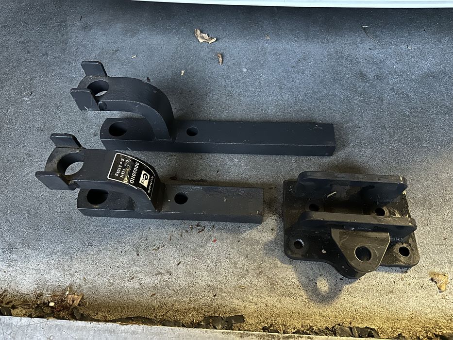 Oryginalny Zaczep dolny polowy KUBOTA seria B BX L belka