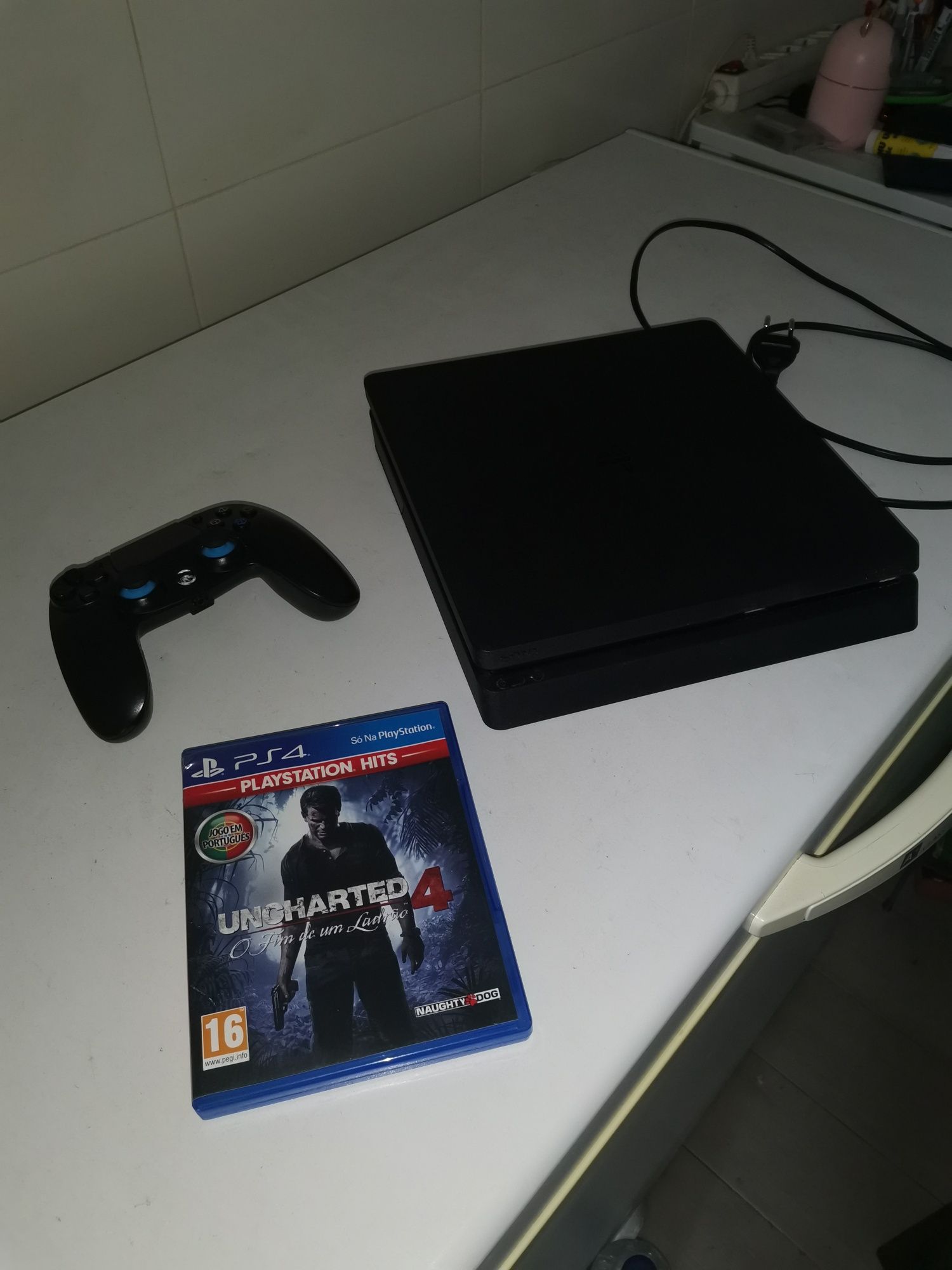 Ps4 slim impecável