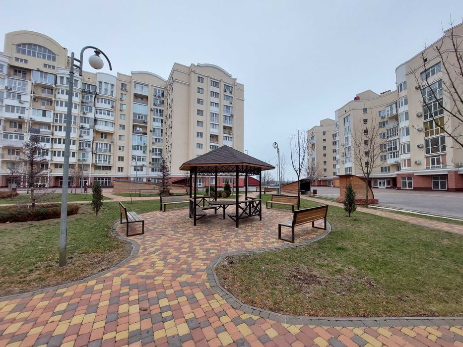 Продажа 2 к квартира  ремонт ЖК Ривьера Намыв вид на реку 52т$ обмен