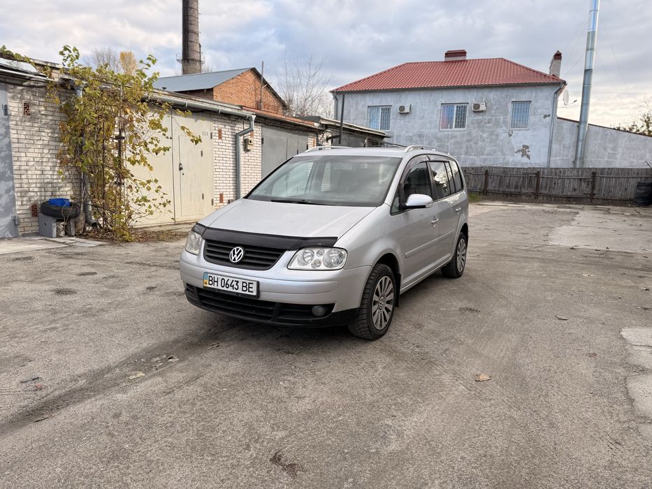 Volkswagen Touran 1.6 бенз