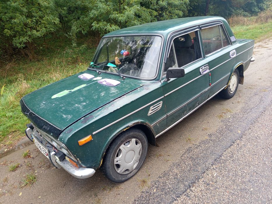 Продам ваз 2103, кузов , хорошее. На фото