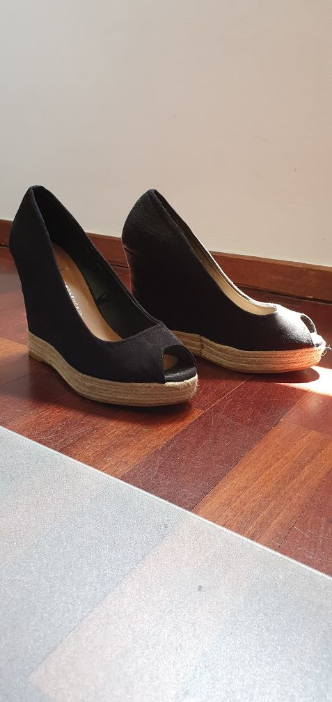 Sapatos Cunha pretos Tamanho 39 (Primark)