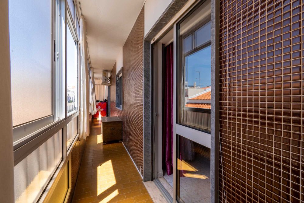 Apart T3 totalmente renovado 2 wc e marquise em Vila Real Sto. António