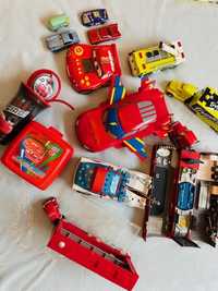 Zabawki z filmu AUTA, McQueen, Złomek, Maniek, 13 sztuk zestaw