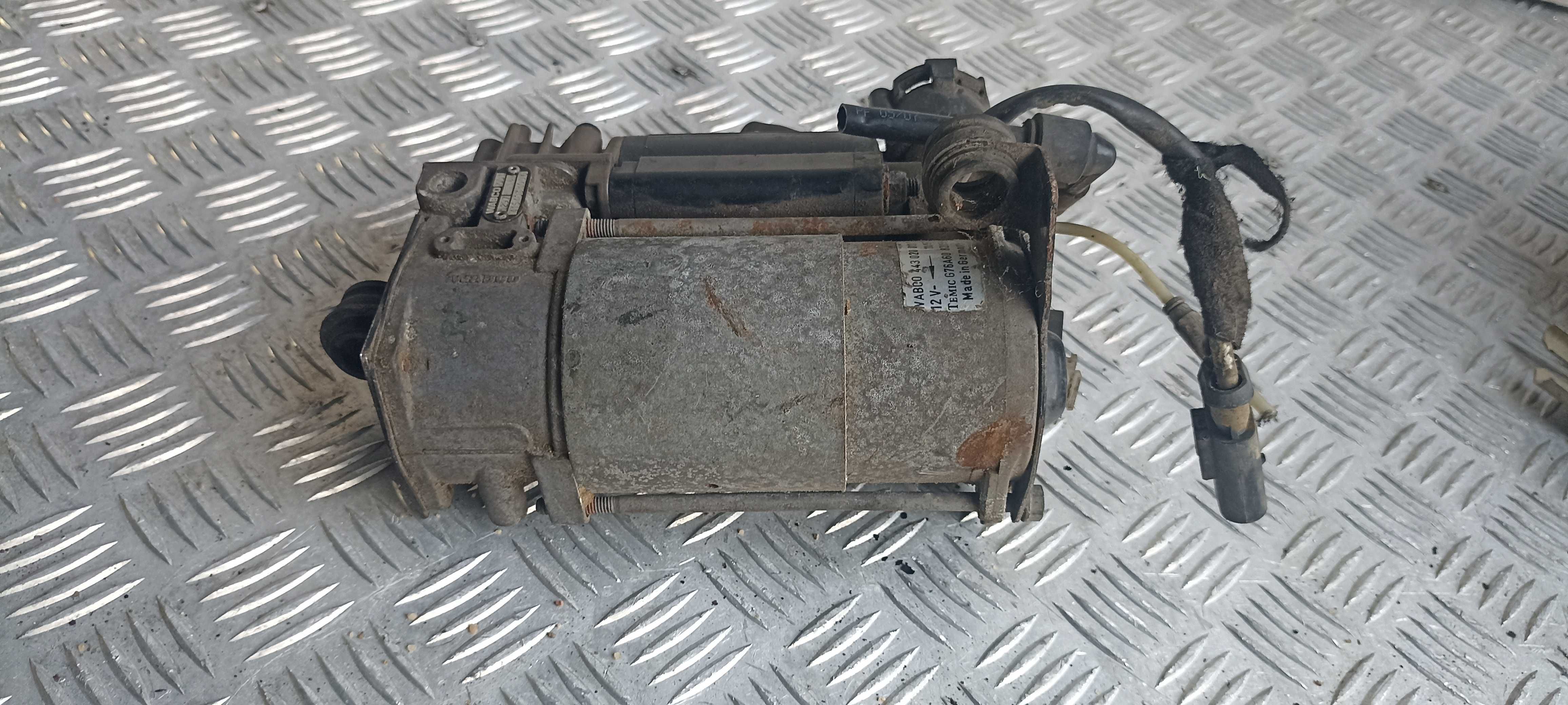 kompresor pompa zawieszenia mercedes w211