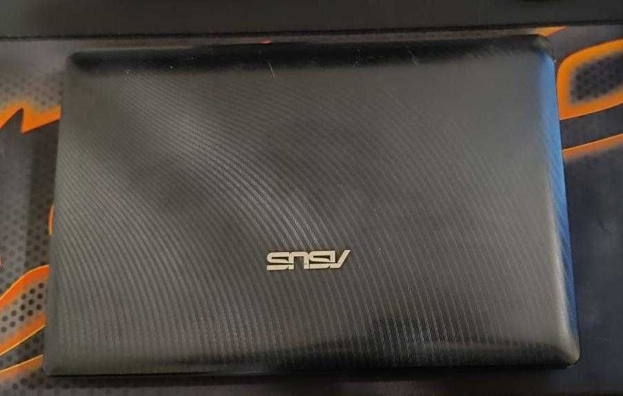 Ноутбук ASUS X52N