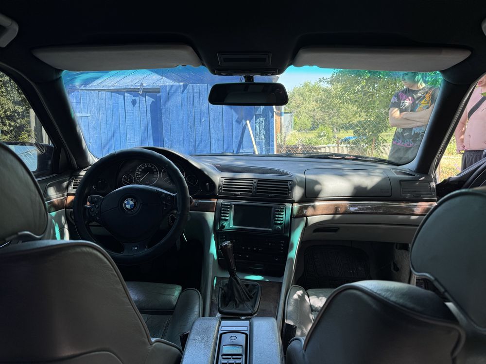 Продам BMW 7 серия