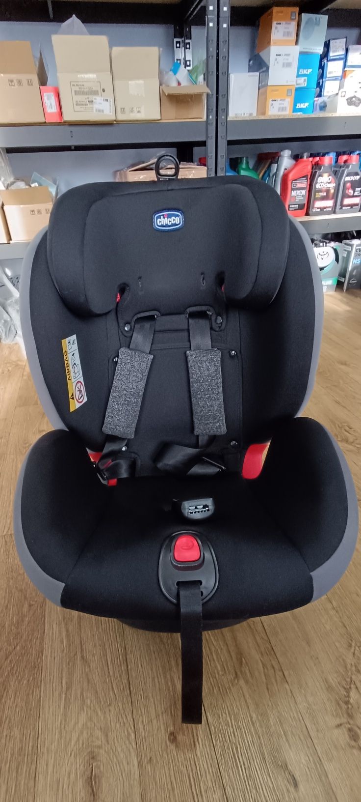 Автокрісло chicco seat 4 fix