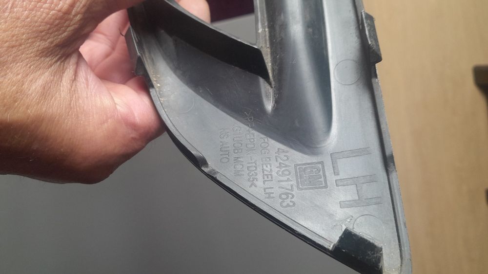 Opel Mokka X  kratka zderzaka lewa