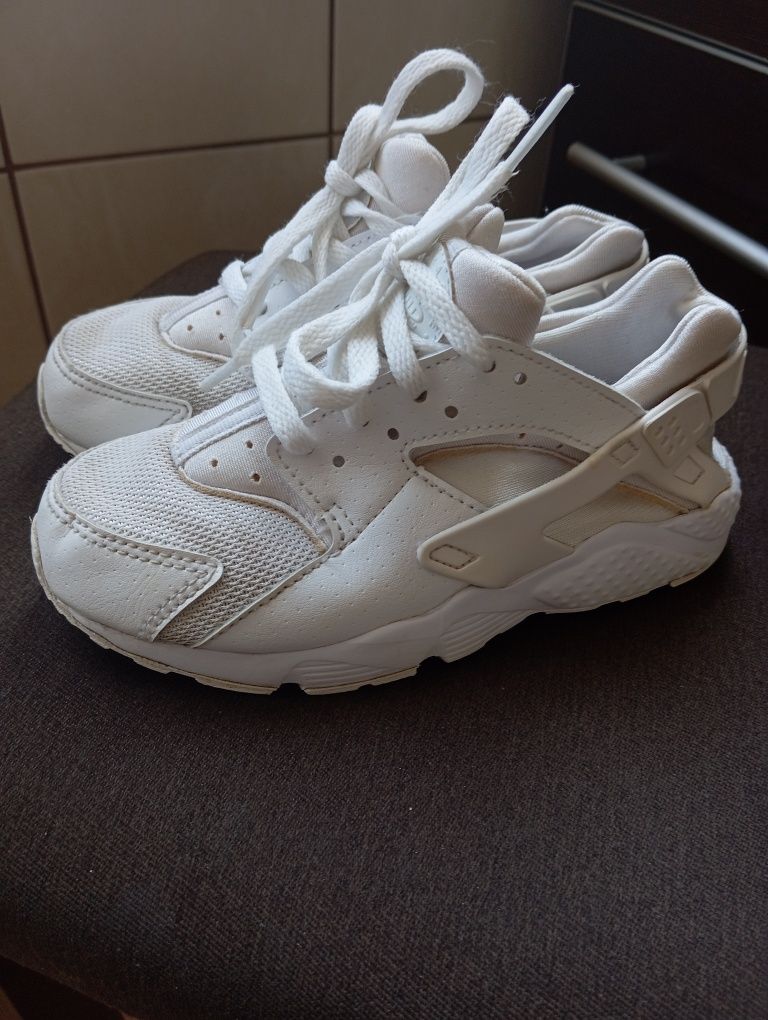 Nike huarache run 30