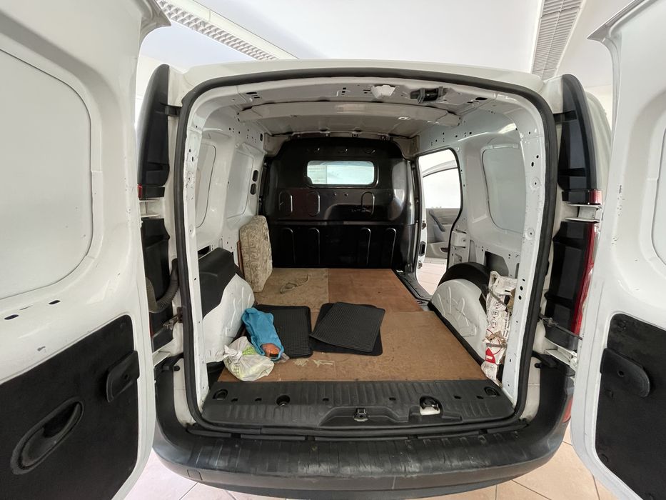 RENAULT Kangoo 1.5 dCI 2009