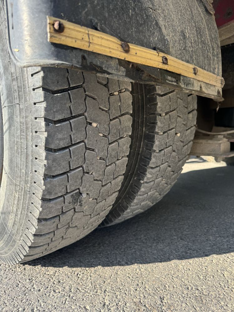Mercedes 817 6.0