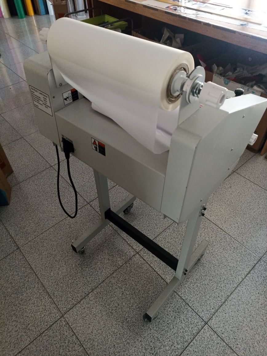 Maquina de Encadernação laminação