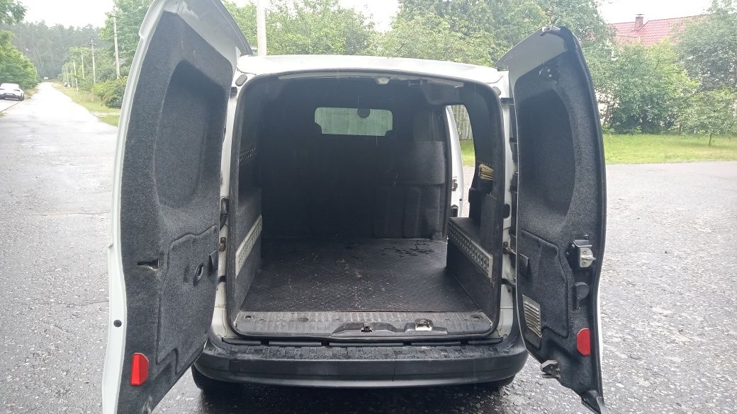 Renault Kangoo 1.5 D Пробіг 274.000 км