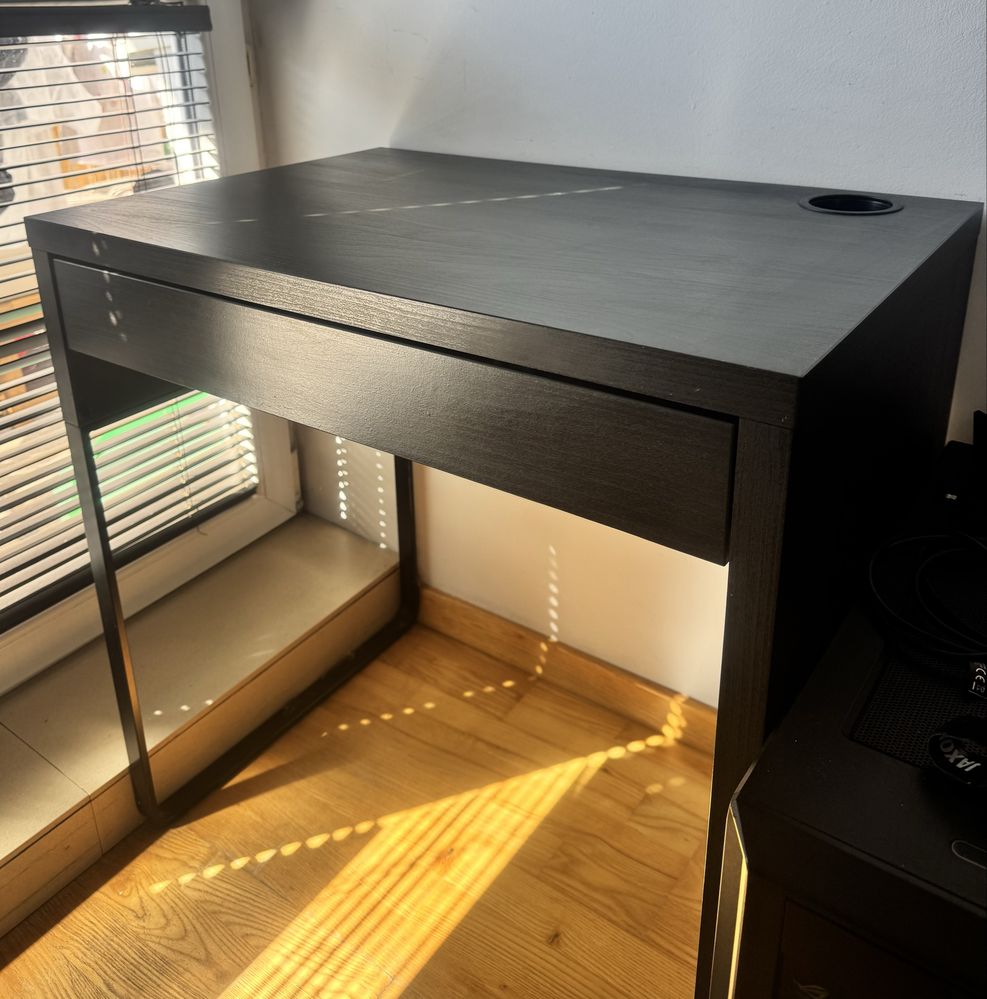 Biurko Micke Ikea czarne, stan bardzo dobry
