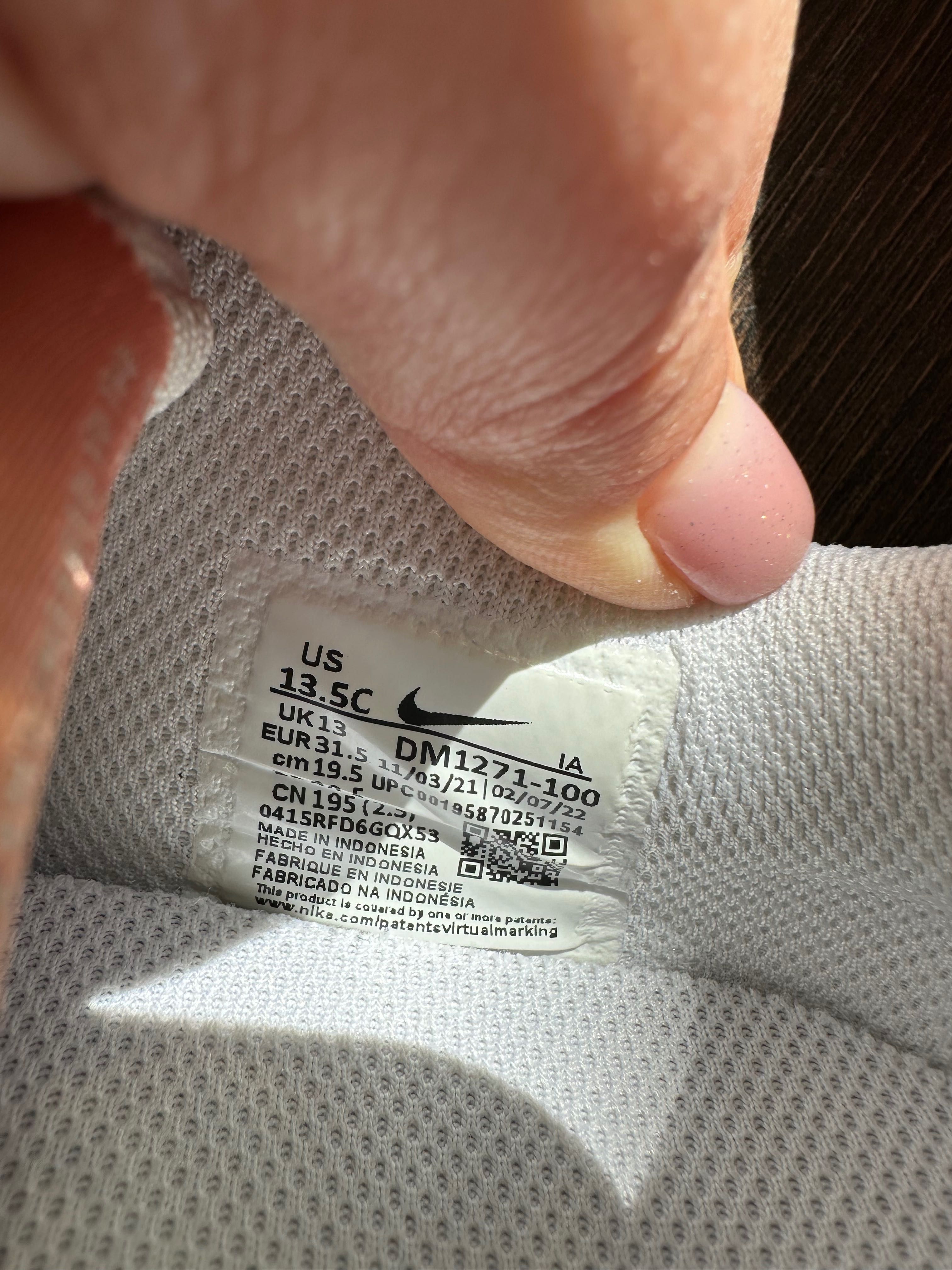 Дитячі кросівки Nike 31.5 19.5 см