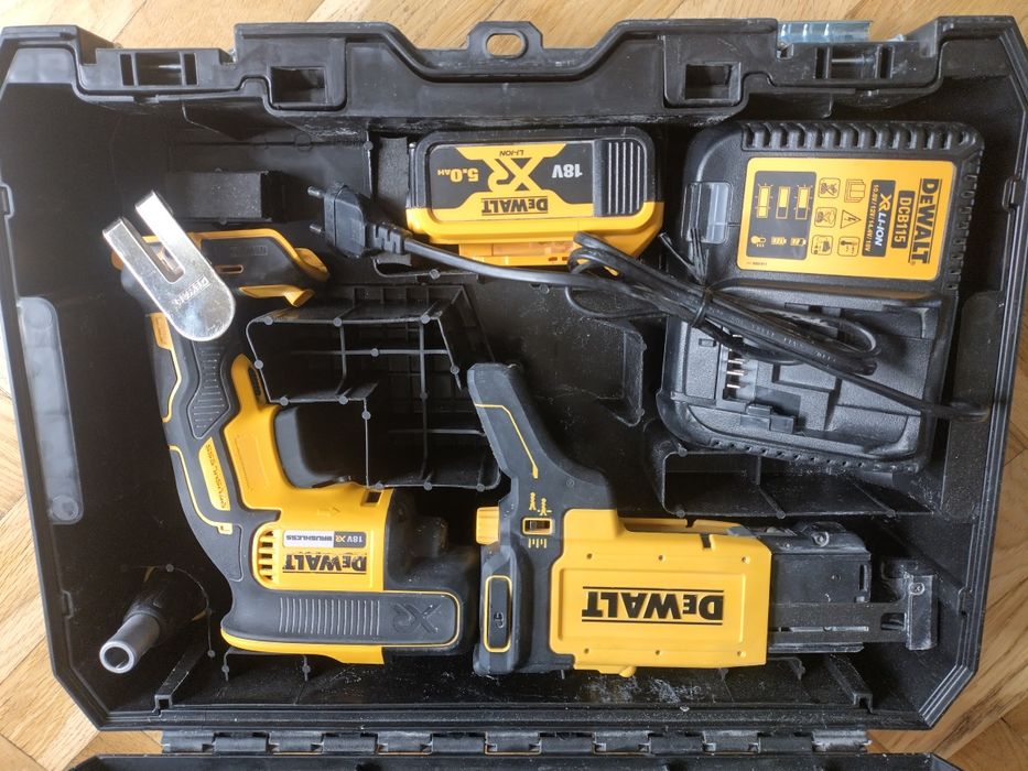 Wkrętarka Wiertarka do płyt GK Regipsów 18V DEWALT DCF620P2K 5Ah