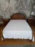 Mobília de quarto em madeira maciça de castanho