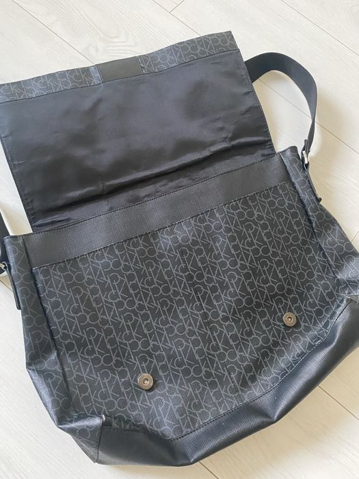 Сумка мессенджер calvin klein monogram logo drill legit