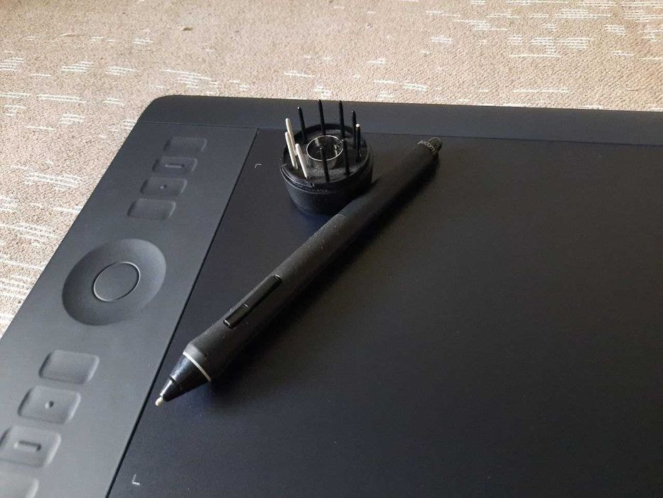 Графический планшет Wacom Intuos 5 Touch M PTH-650