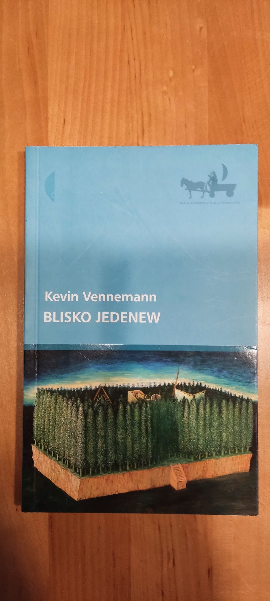 Blisko Jedenew Kevin Vennemann Czarne