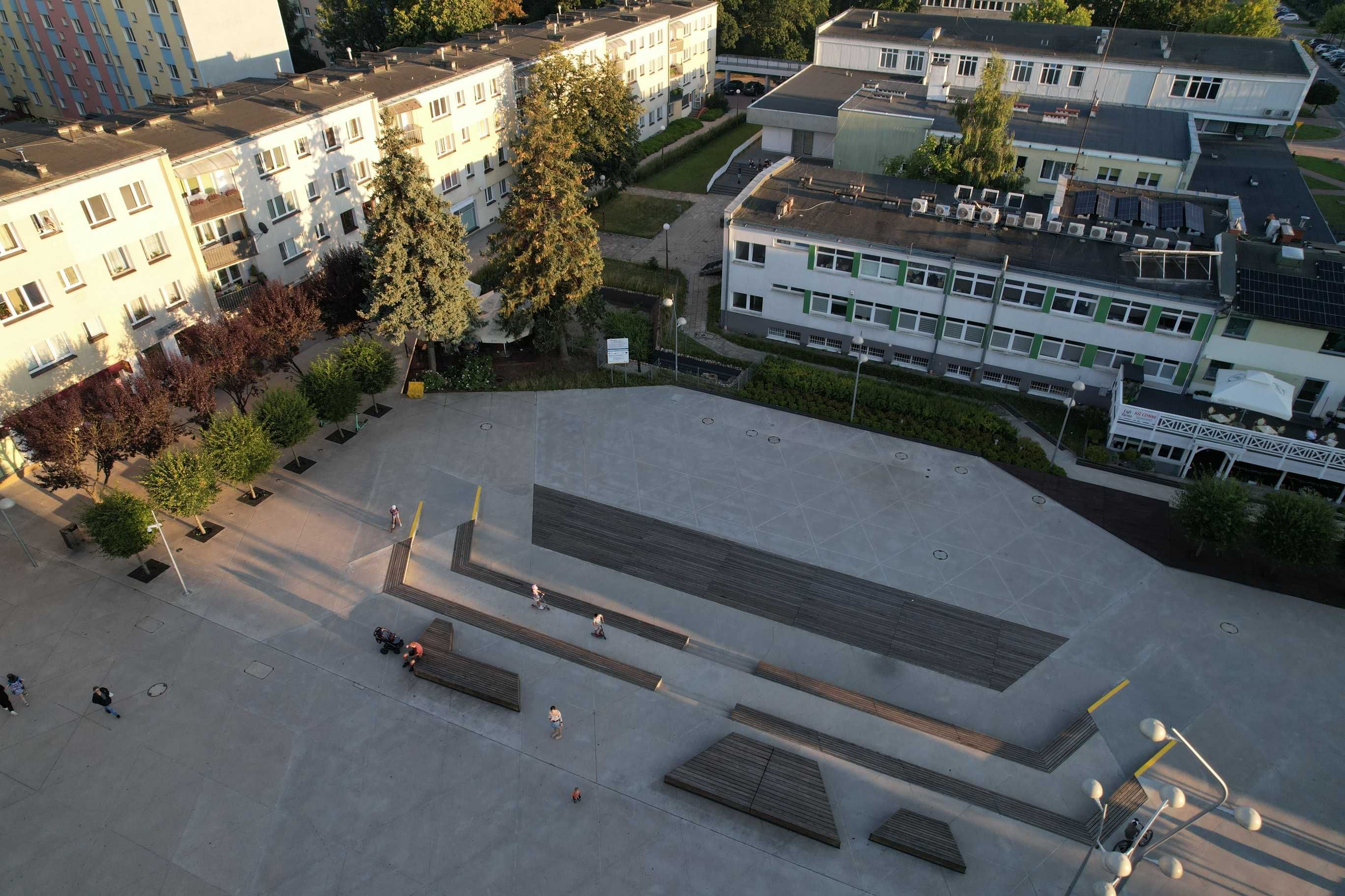 Wynajmę lokal w centrum Świdnika przy głównym placu