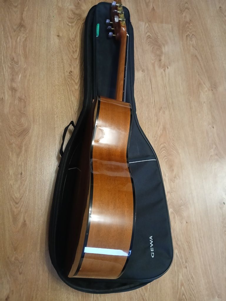 Gitara klasyczna Salvador Cortez CC-10