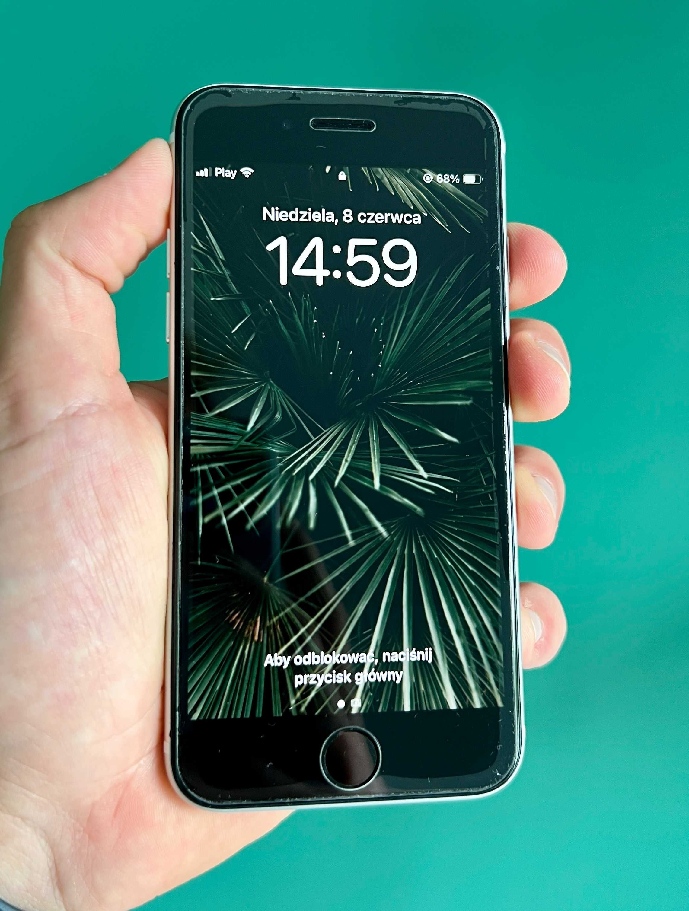 8 x Apple iPhone SE 2020 stan znakomity