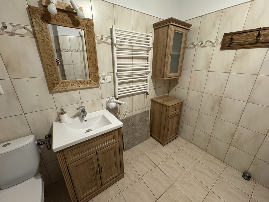 Meble łazienkowe komplet