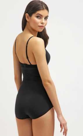 Spanx Szorty Czarne Bielizna korygująca modelująca wysoki Stan Roz L