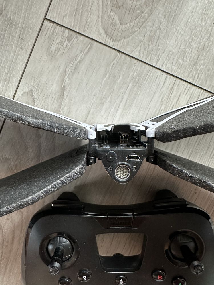 Parrot Swing 100% sprawny + Parrot FlyPad
