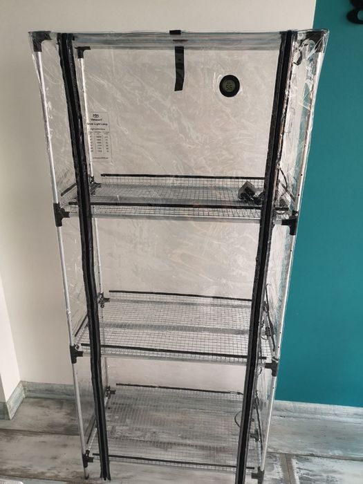 Теплицы для выращивания 
Разм