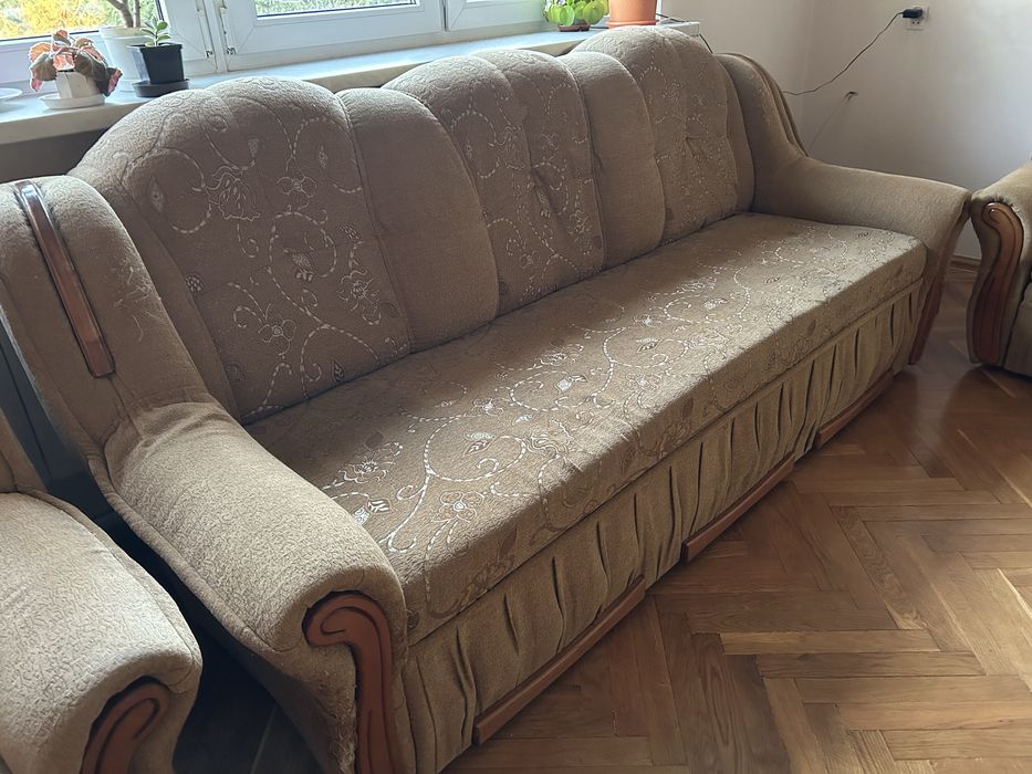 Bez fukcji spania. Oddam dużą kanapę, sofę do salonu