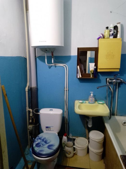 Продается срочно!1 комнатная ПЗТО, 3 этаж