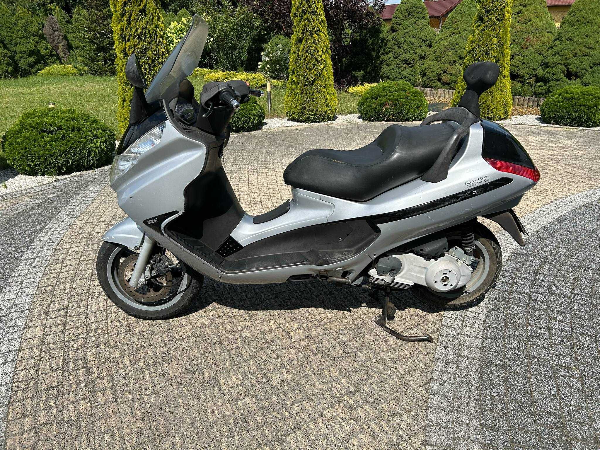 Skuter Piaggio x8 125ccm 2007r