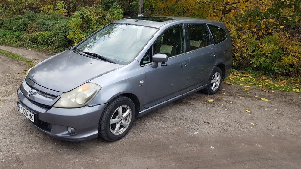 Продам сімейне авто.