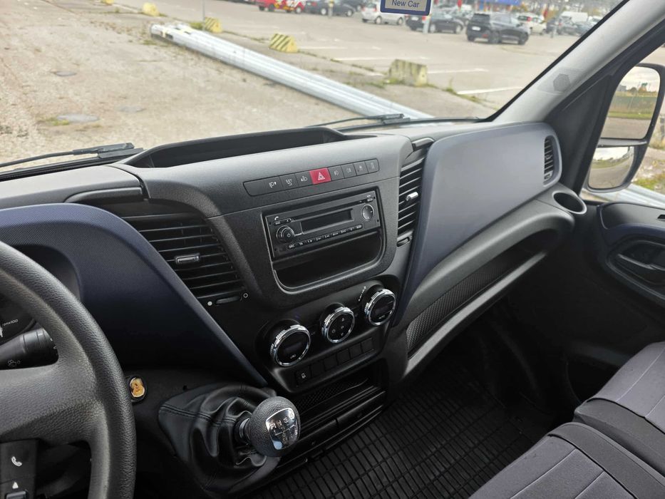 Iveco DAILY 35C15 2017 chłodnia winda jeden właściciel